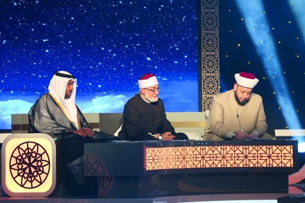 Quran yarışlarının finalında dünyanın yüz qarisi iştirak edir