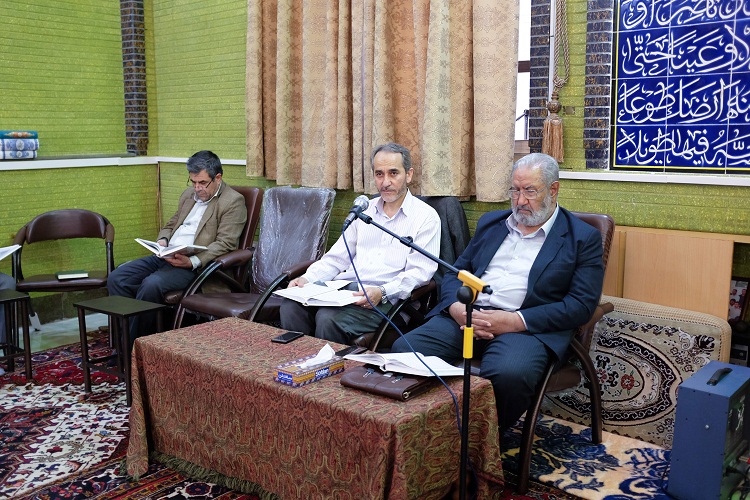 برگزاری جلسه تفسیر قرآن مدیران اجرایی آذربایجان‌شرقی