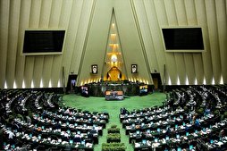 نواب الطوائف الدينية في البرلمان الإيراني يندّدون بجرائم الكيان الصهيوني