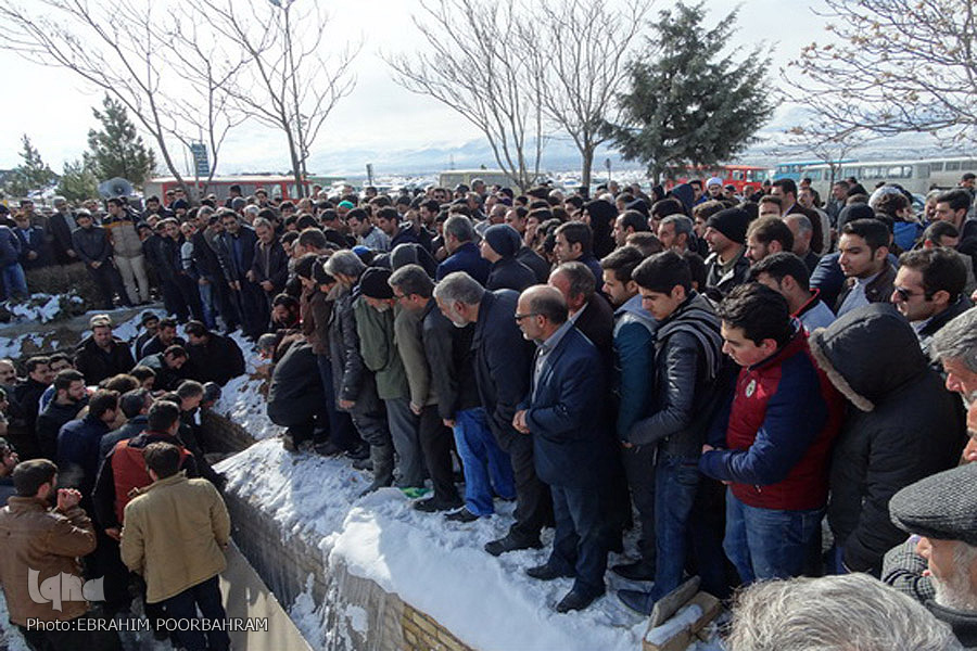 مراسم تشییع و خاکسپاری فتح الله گودرزی از جانباختگان حادثه منا/ بروجرد