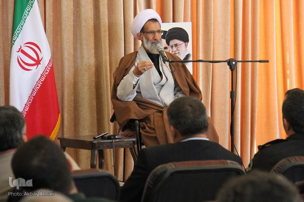 نشست مردمی بزرگداشت حماسه 9 دی در چهارمحال و بختیاری‎