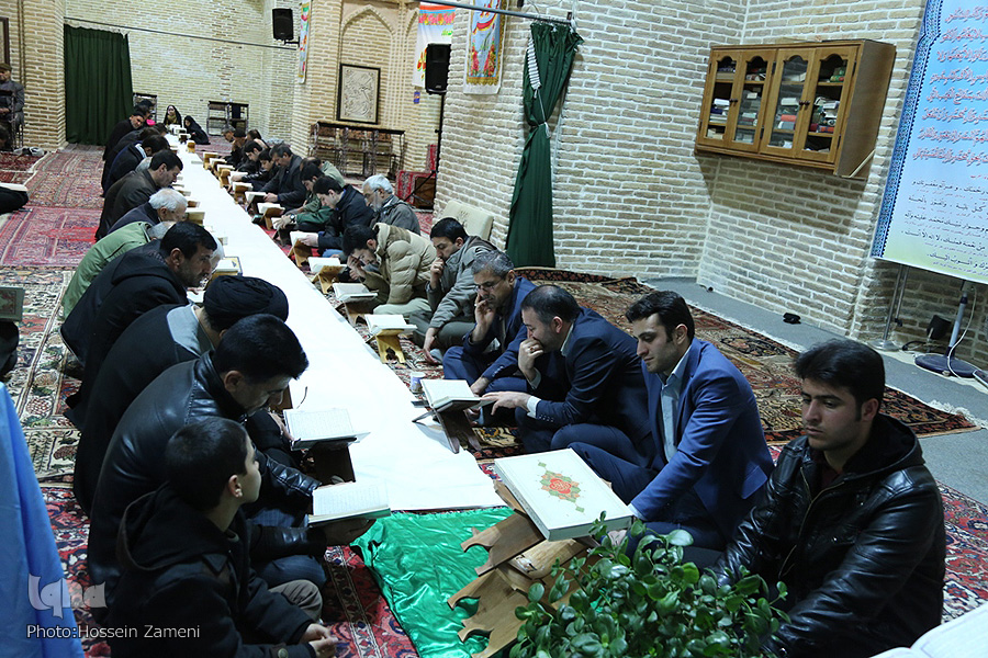 محفل قرآنی با حضور قاری بین المللی مهدی عادلی ـ شهرکرد