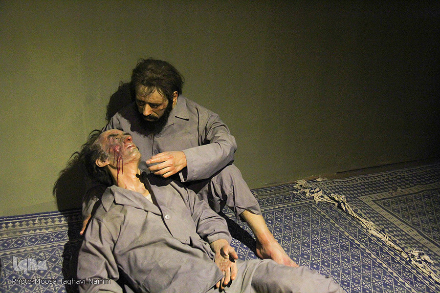 نمایشگاه موزه عبرت در اردبیل