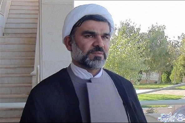 پیروی از مکتب امام راحل؛ راه برون رفت مسلمانان از تنگناها