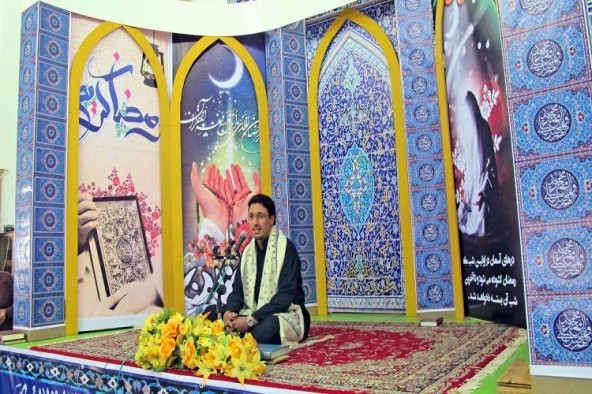 برگزاری محفل انس با قرآن با حضور حمید شاکرنژاد در کردستان + عکس