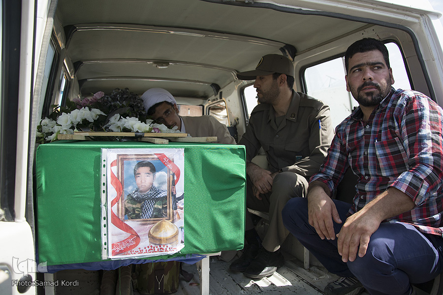 تشییع پبکر شهید مدافع حرم حکیم عزیزی