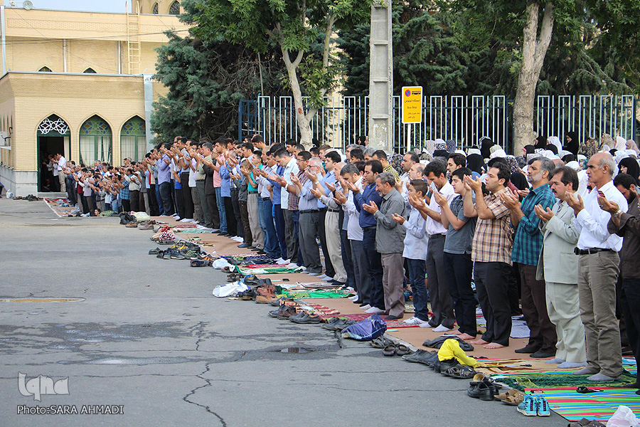 نماز عید فطر در مصلی امام خمینی (ره) ارومیه
