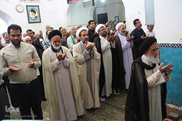 گزارش تصویری: نماز جمعه شهر شاهدیه یزد