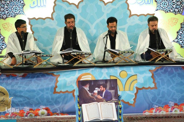گزارش تصویری: جزء خوانی قرآن کریم در محل مهدیه یزد