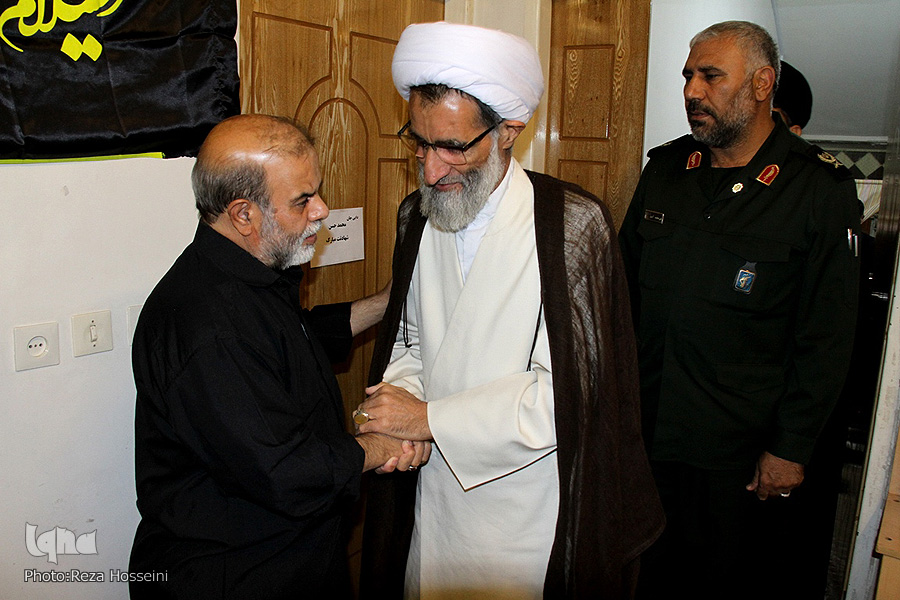 دیدار حجت الاسلام نکونام با خانواده شهید «محمدحسن قاسمی اشکفتکی»