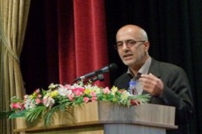 دانش آموزان منتخب سی و پنجمین دوره مسابقات قرآن، عترت و نماز تجلیل شدند