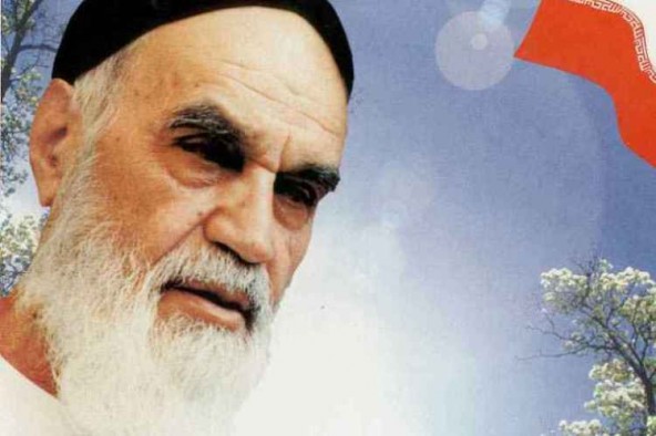 راه امام خمینی(ره) به‌عنوان یک هدایتگر، بشر را از دل ظلمت به نور حق می‌رساند