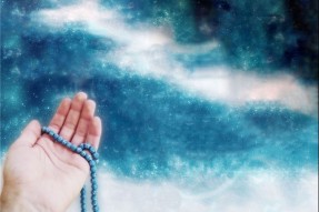 دعا در حق دیگران از کلیدهای استجابت دعا است