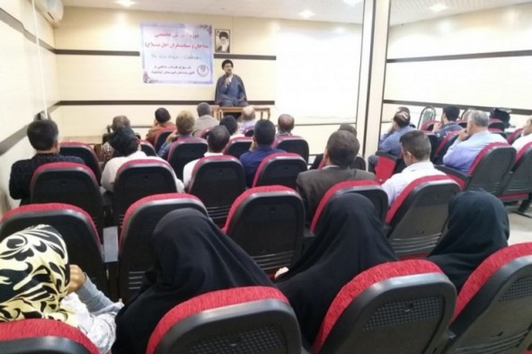 مداحی، هنر توجه دادن مردم به سیره اهل بیت پیامبر(ص) است