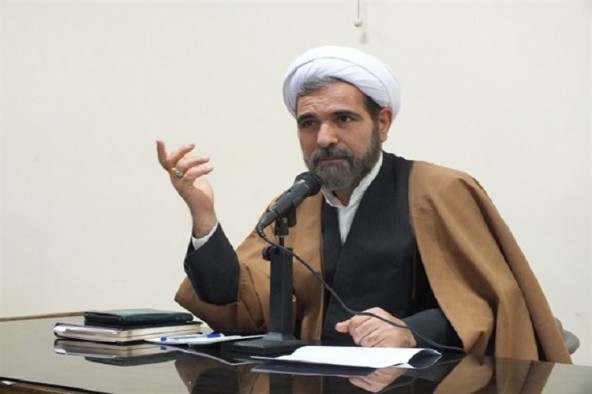 ضرورت بررسی مشکلات دانشگاه آزاد اردبیل توسط اساتید معارف