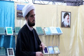 معنویت کتاب در شبکه‌های اجتماعی نیست