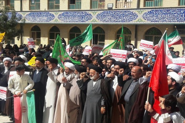 اجتماع طلاب کهگیلویه و بویراحمد در پاسخ به اظهارات ترامپ