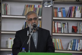 کاهش سرانه مطالعه در کشور مشکلاتی به همراه دارد