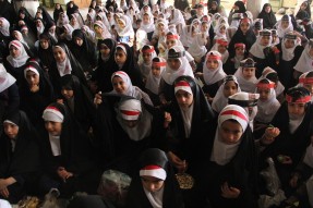 سوگواری دانش‌آموزان قرآنی زنجان در آستانه ۲۸ صفر