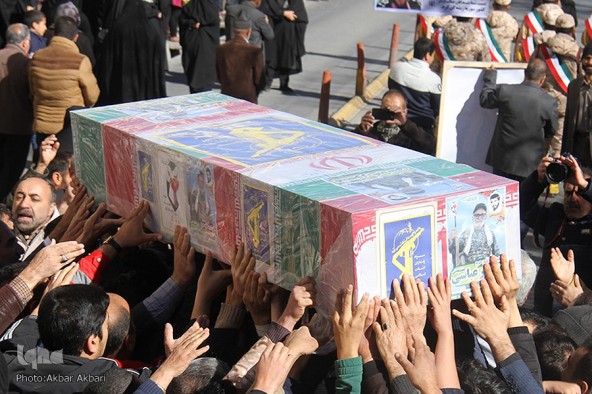 تشییع پیکر شهید مدافع حرم منصور عباسی در چهارمحال و بختیاری