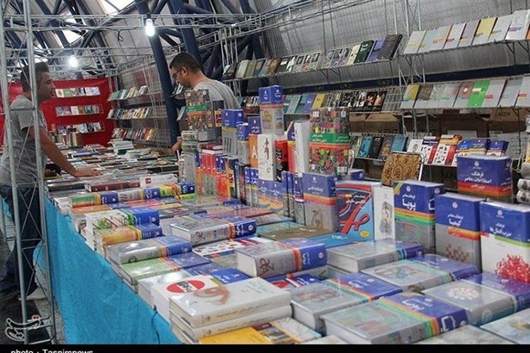 پانزدهمین نمایشگاه بزرگ  سمنان گشایش یافت