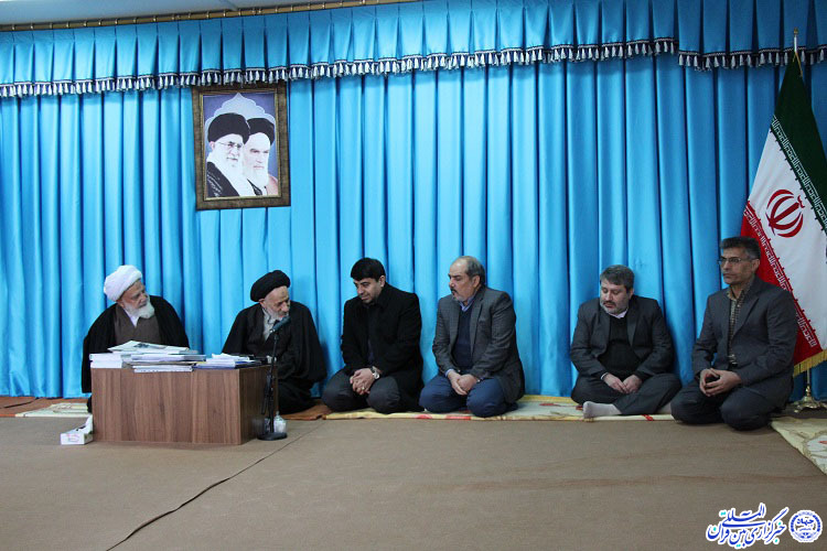 ديدار معاون فرهنگي جهاددانشگاهي كشور با آيت&zwnj;الله عبادي