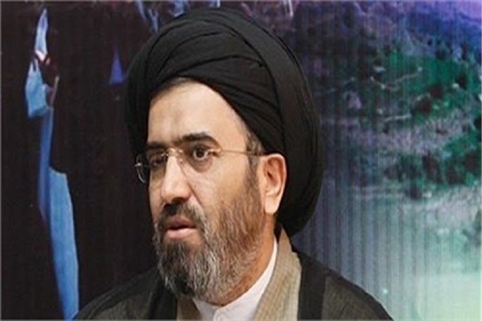 حضرت زهرا(س) نقطه وصل میان جهان اسلام و مذاهب اسلامی است