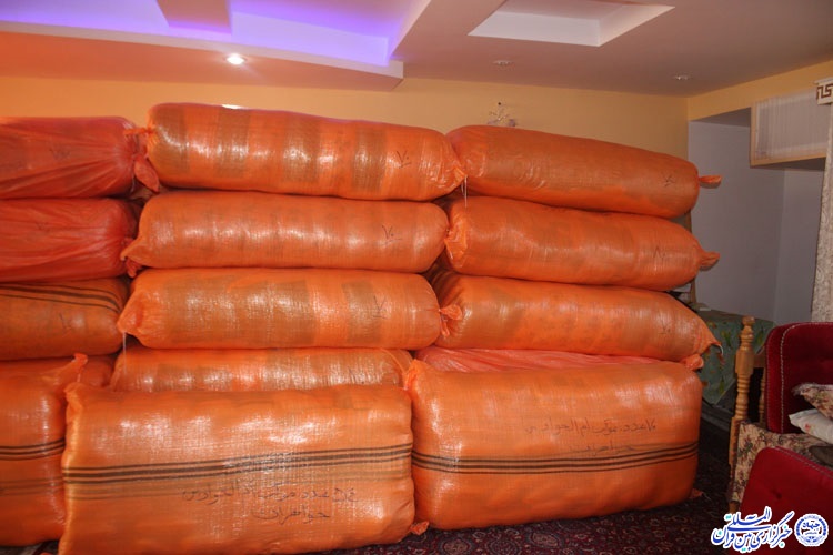 آماده&zwnj;سازی پنج هزار بالشت برای موکب&zwnj;های اربعین حسینی