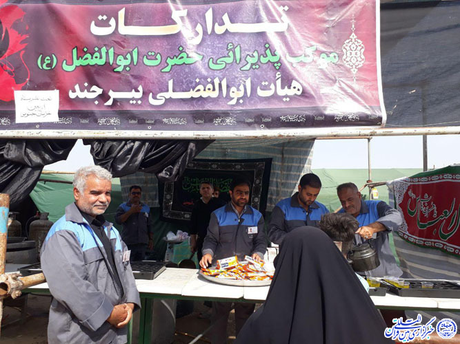 حال&zwnj;و هوای عاشقی خادمان حسینی موکب&zwnj; حضرت ابوالفضل(ع) در کاظمین