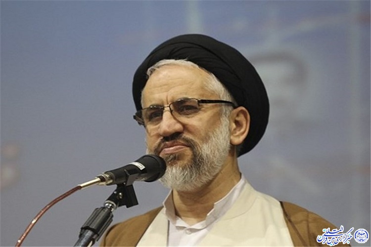 افراد تندرو آسیب زننده نظام اسلامی هستند