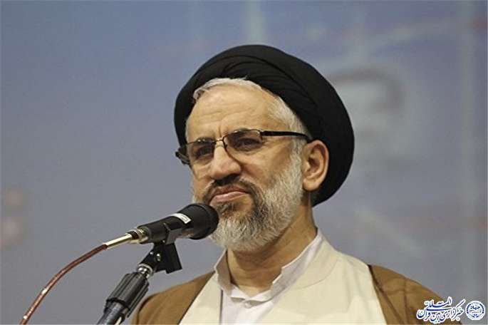 افراد تندرو آسیب زننده نظام اسلامی هستند/ استفاده از فضای مجازی در راستای ایجاد وحدت