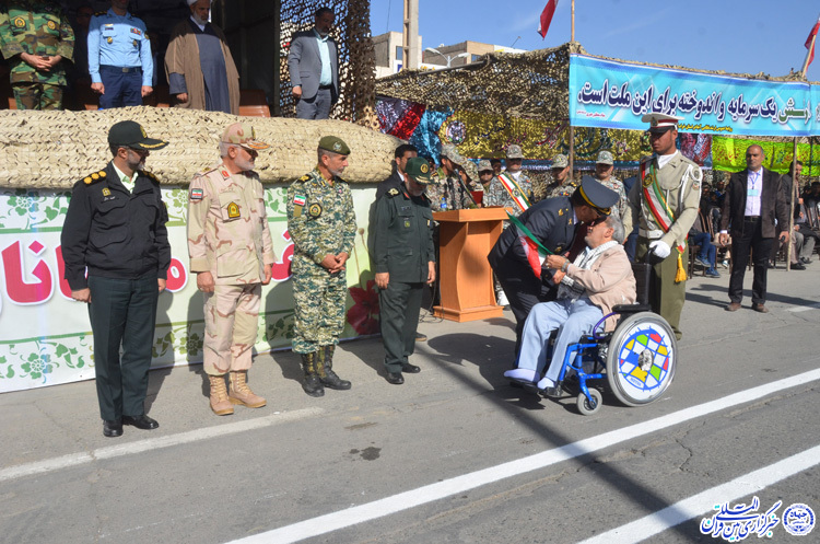 رژه نیروهای مسلح در خراسان&zwnj;جنوبی در روز ارتش