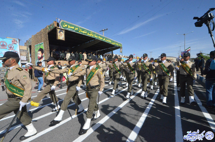 رژه نیروهای مسلح در خراسان&zwnj;جنوبی در روز ارتش
