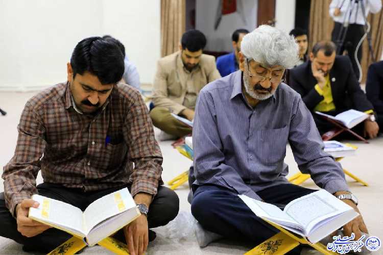 مراسم ترتیل خوانی قرآن در دفتر نماینده ولی فقیه در خراسان&zwnj;جنوبی