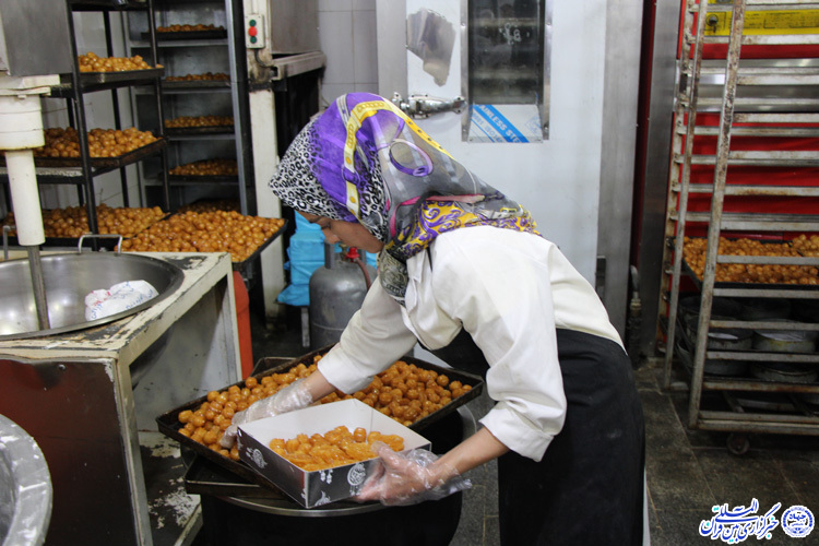 کارگاه پخت زولبیا در ماه رمضان