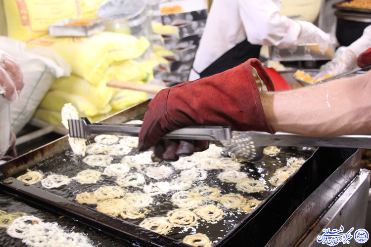 کارگاه پخت زولبیا در ماه رمضان