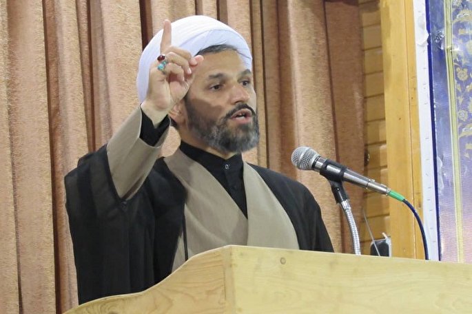 لبیک‌گوی حسین(ع) غیرت دارد