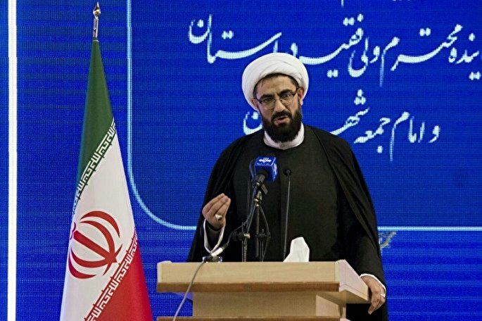 دانشجویان، رهبری مطالبه‌گری قانونی را بر عهده بگیرند