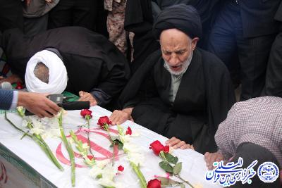 تشییع پیکر بسیجی شهید سید علی رضوی تشییع پیکر بسیجی شهید سید علی رضوی