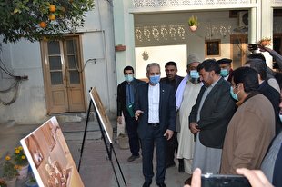 هنرمندان پاکستانی؛ تصویرساز «سردار عشق» در پیشاور + عکس