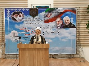 ماندگاری انقلاب مدیون حماسه ۹ دی است