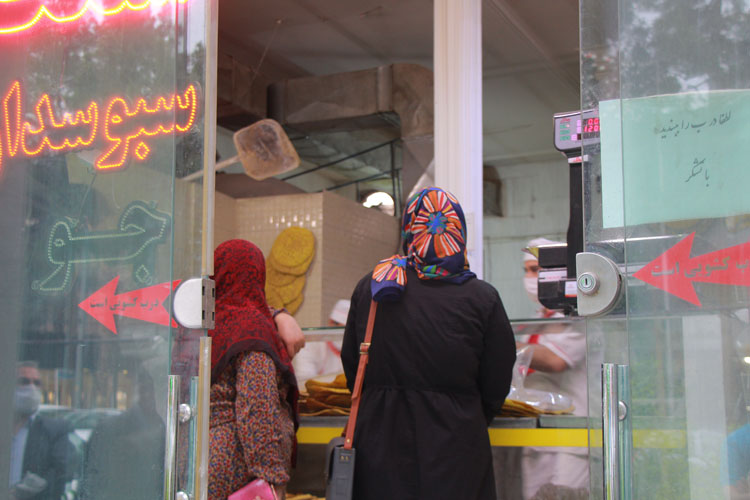 در تکاپوی افطار