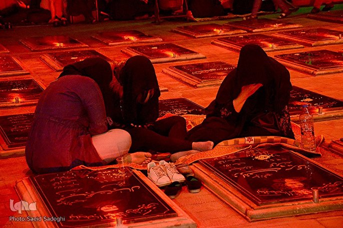 برگزاری مراسم مجازی شب قدر در گلزار شهدای بندرعباس