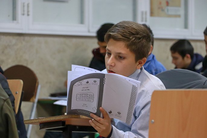 رقابت ۱۶۰۰ دانش‌آموز زنجانی در مرحله استانی مسابقات قرآن