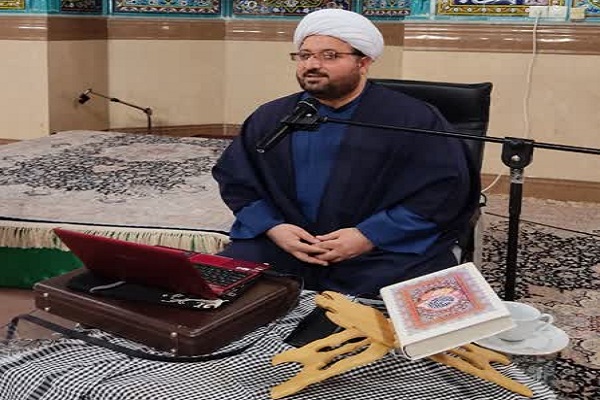 داشتن هویت علمی؛ مهم‌ترین ویژگی حوزه‌های علمیه