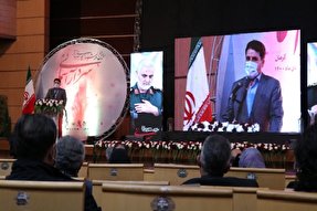 هنرمندان ابعاد شخصیت شهید سلیمانی را مورد توجه قرار دهند