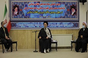 حضور گسترده مردم در دهه فجر باعث ناامیدی دشمنان می‌شود