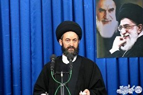 قدرت‌های مستکبر دنیا را با معیارهای دوگانه  مدیریت می‌کنند