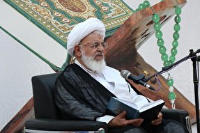 انسان با نماز از رحمت واسعه الهی بهره‌مند می‌شود