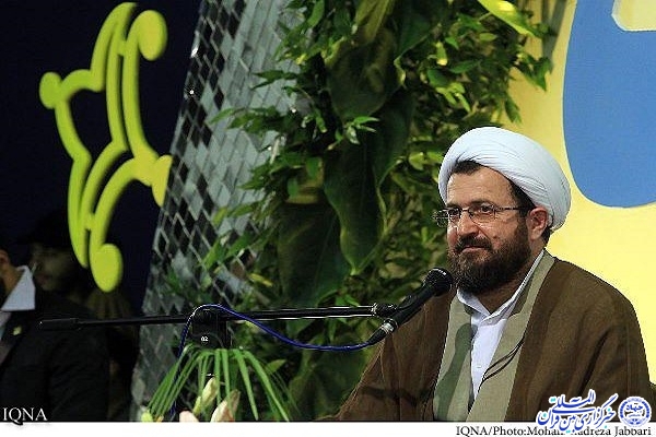 جوان&zwnj;گرایی و تقوا؛ از مهم&zwnj;ترین ویژگی&zwnj;&zwnj;های انتخاب اصلح است